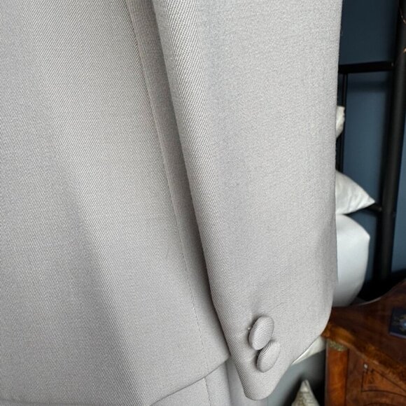 Vintage Custom Hand Made Light Grey Mandarin Collar Skirt Suit - Picture 5 of 13